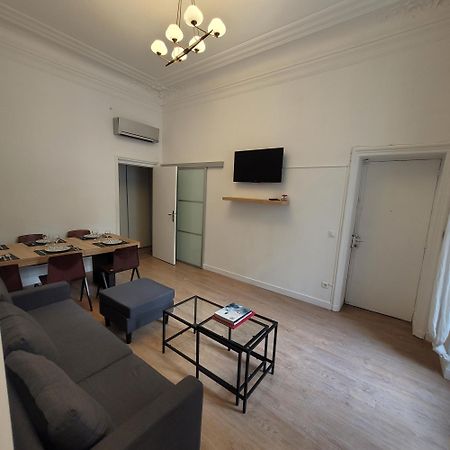 Bel Appartement Champs Elysees Avec 2 Chambres باريس المظهر الخارجي الصورة